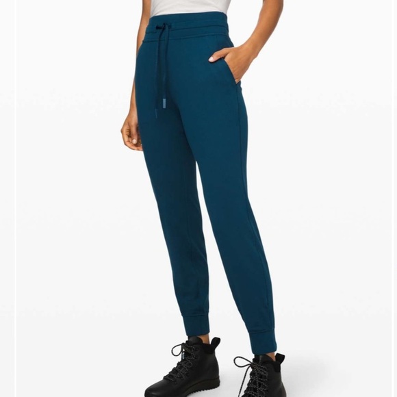 Lululemon Ready To Rulu Pant *Updated
Night Diver - Picture 1 of 11